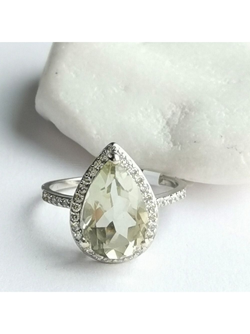 Vintage Green Amethyst Prasiolite Ring in Sterling Silver size 6